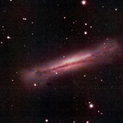 NGC 3628, la galaxie "Hamburger", 62 poses de 60 secondes